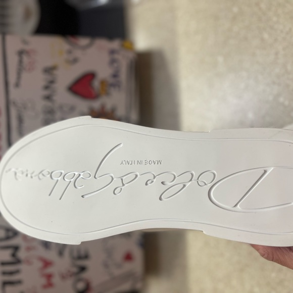 - Dolce and Gabbana white leather Portofino sneakers - Picture 5 of 11